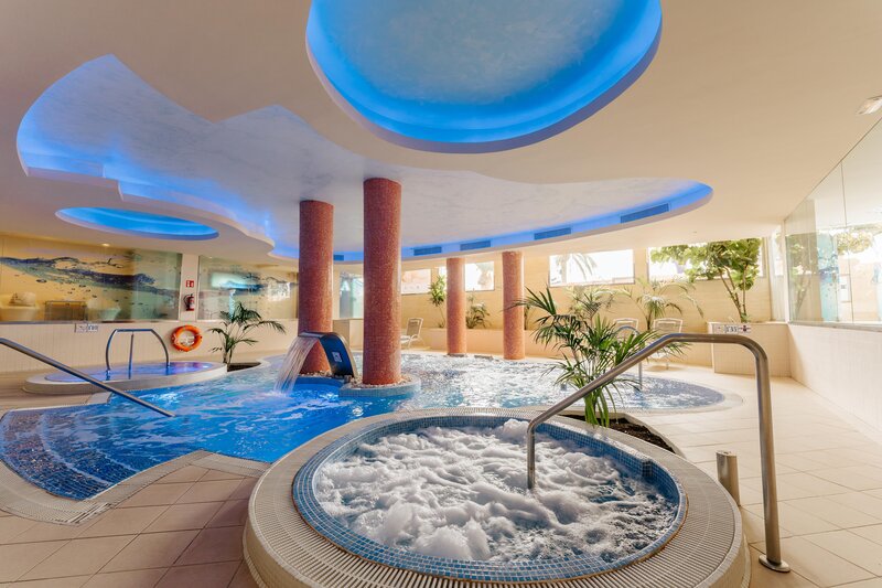 R2 Buganvilla Hotel & Spa 21