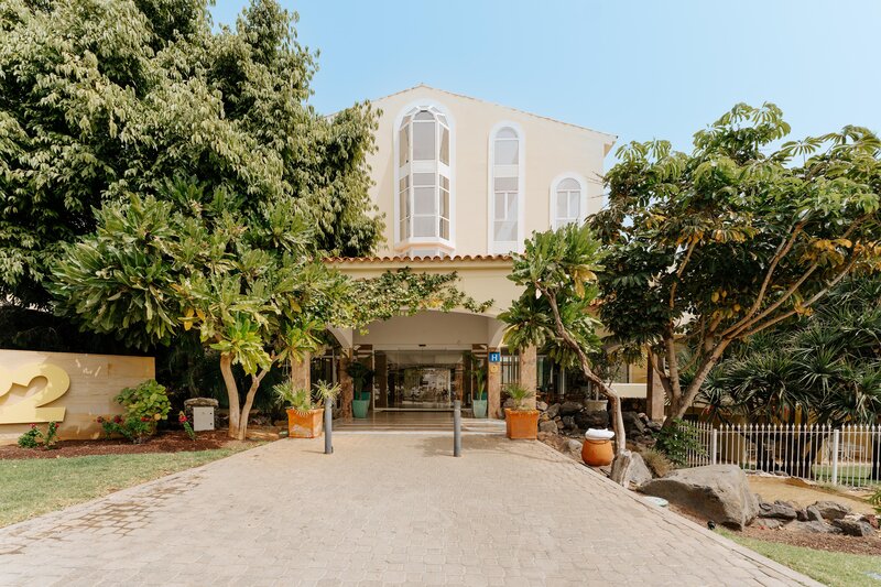 R2 Buganvilla Hotel & Spa 2