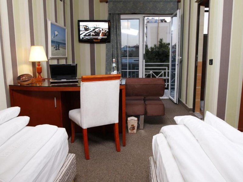 Bel Conti 36 - Room Example