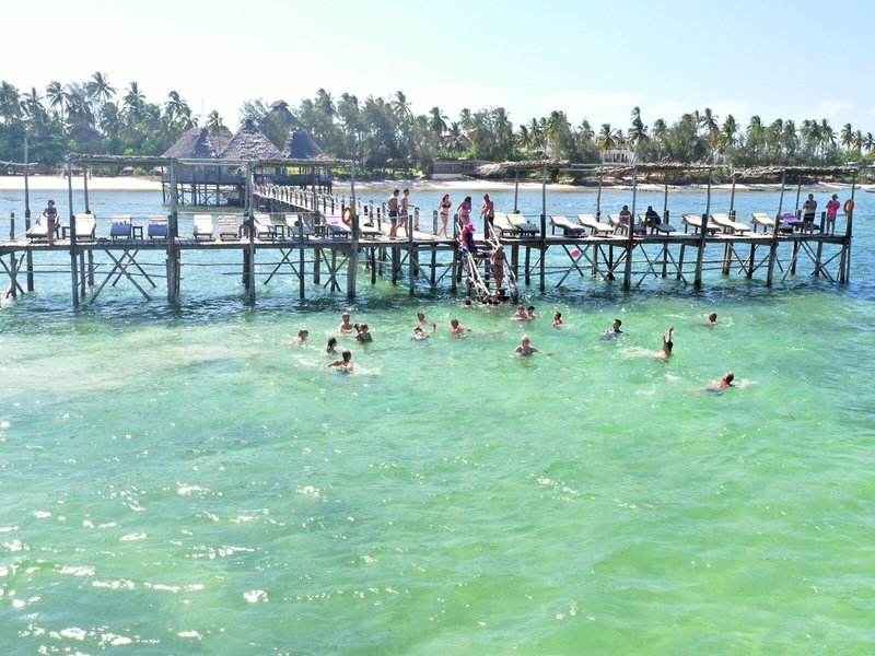 Paradise Beach Resort 20