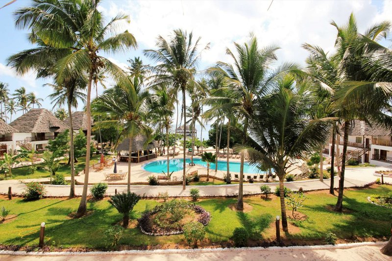 Paradise Beach Resort 1
