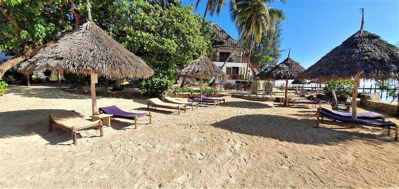 Paradise Beach Resort 2