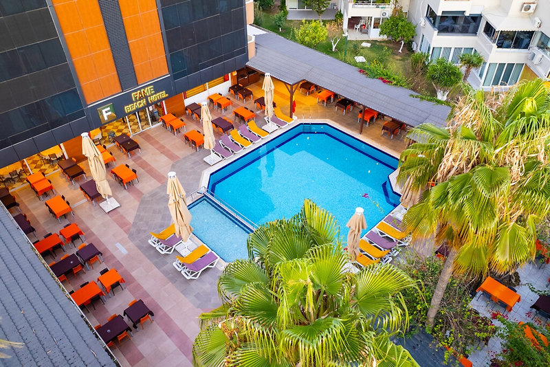 Fame Beach Hotel 1