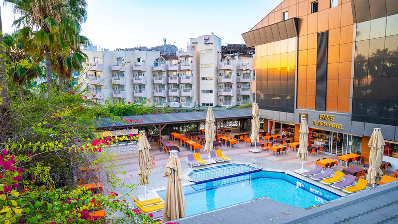 Fame Beach Hotel 2