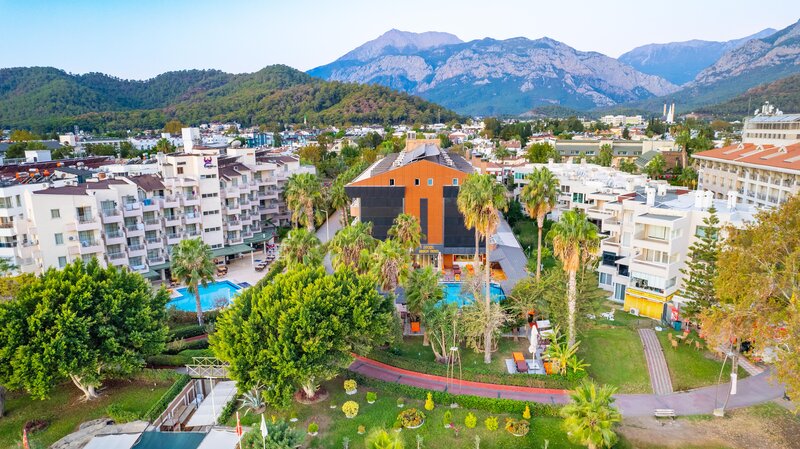Fame Beach Hotel 2