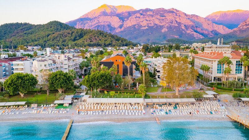 Fame Beach Hotel 1