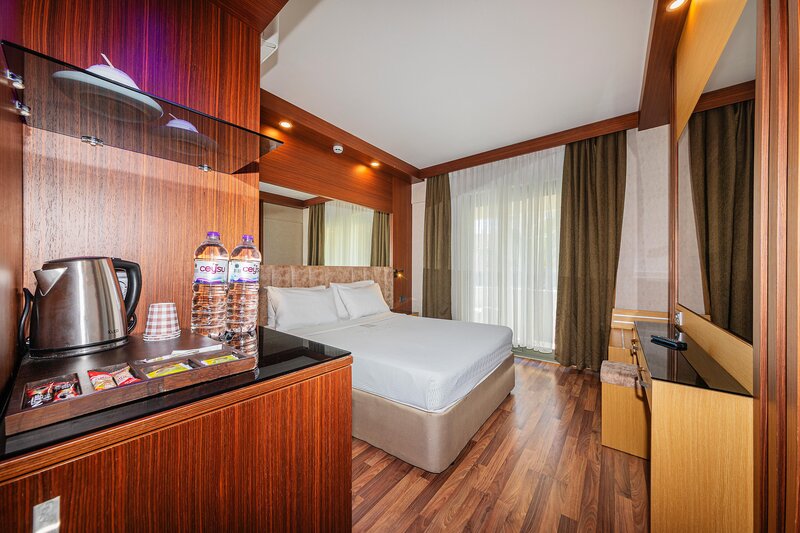 Fame Beach Hotel 9