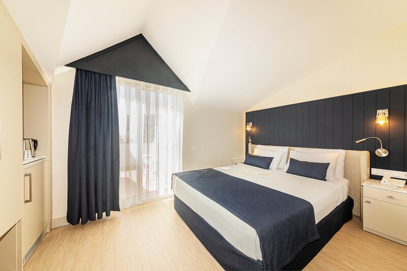 Fame Beach Hotel 11