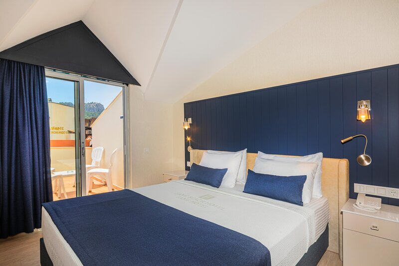 Fame Beach Hotel 37