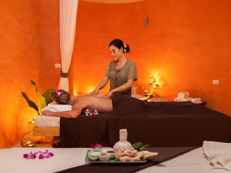 Mai Khaolak Beach Resort & Spa 40