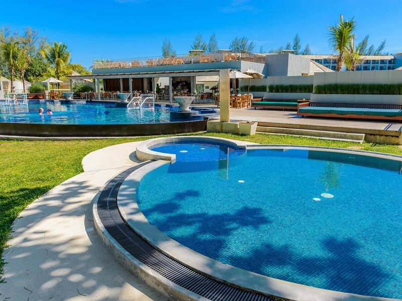 Mai Khaolak Beach Resort & Spa 8