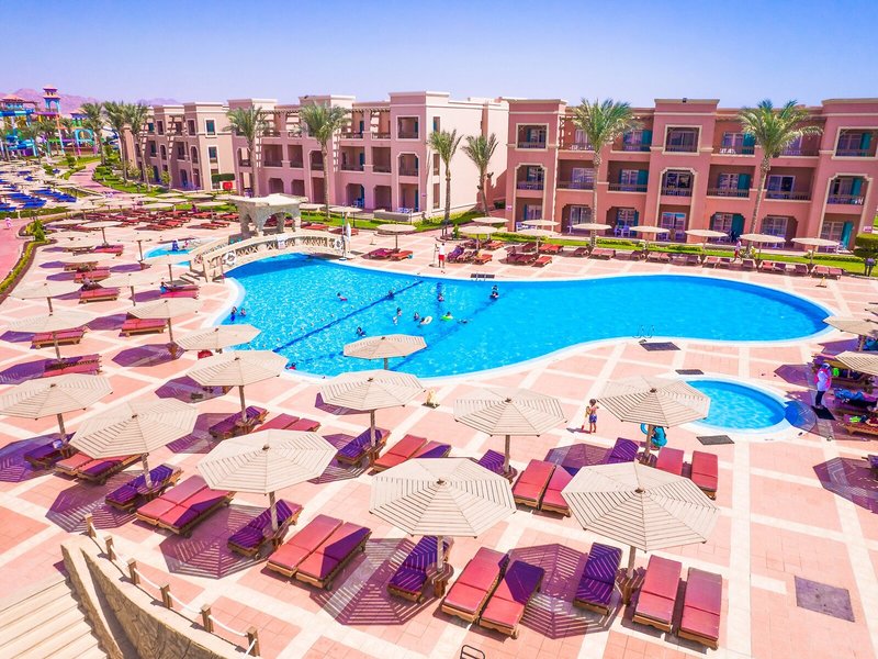 Charmillion Club Aqua Park 7