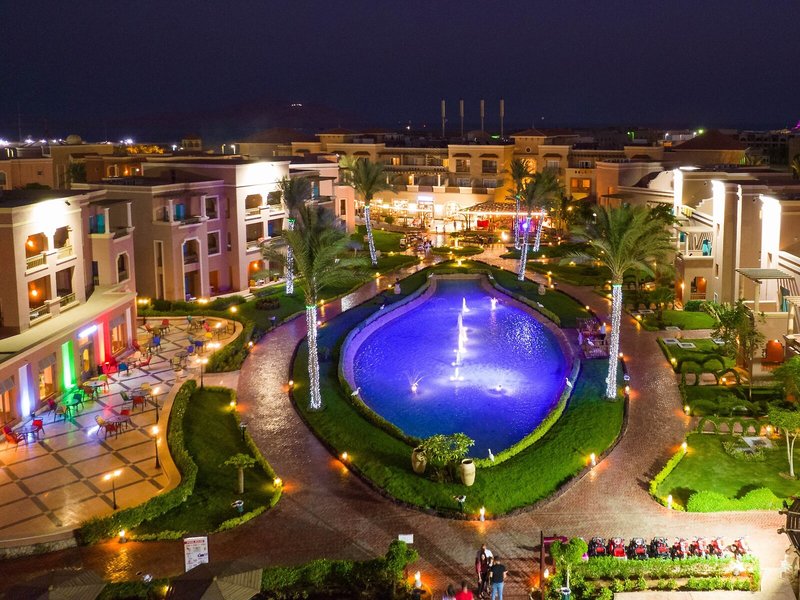 Charmillion Club Aqua Park 9