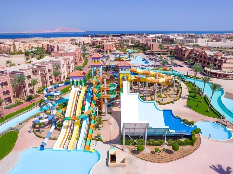 Charmillion Club Aqua Park 16