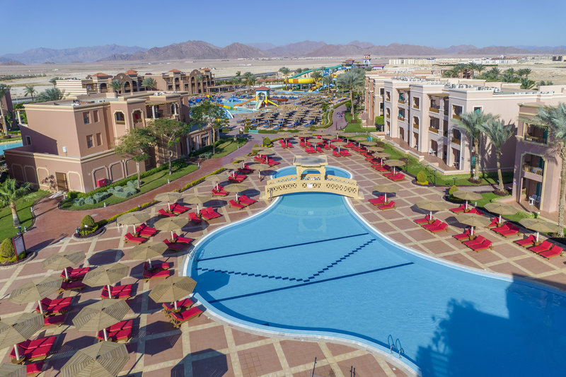 Charmillion Club Aqua Park 24