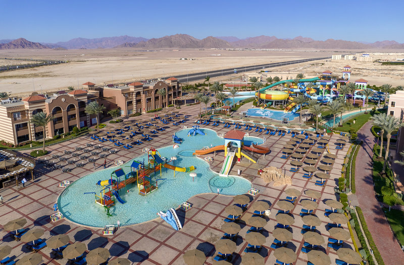 Charmillion Club Aqua Park 27