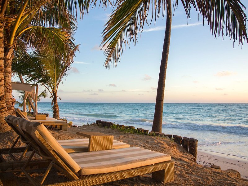 Vik Cayena Beach Club 8