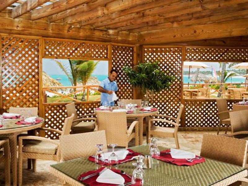 Vik Cayena Beach Club 29