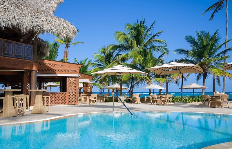 Vik Hotel Cayena Beach 2