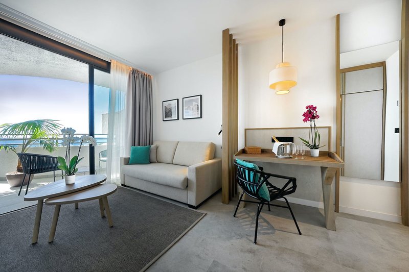 HOVIMA Suites Costa Adeje 21