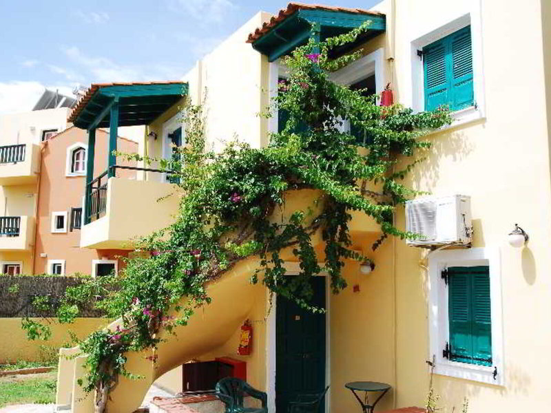 Golden Valentin Apartments 2