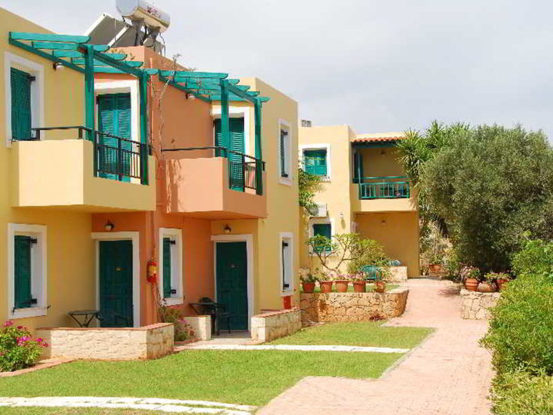 Golden Valentin Apartments 3