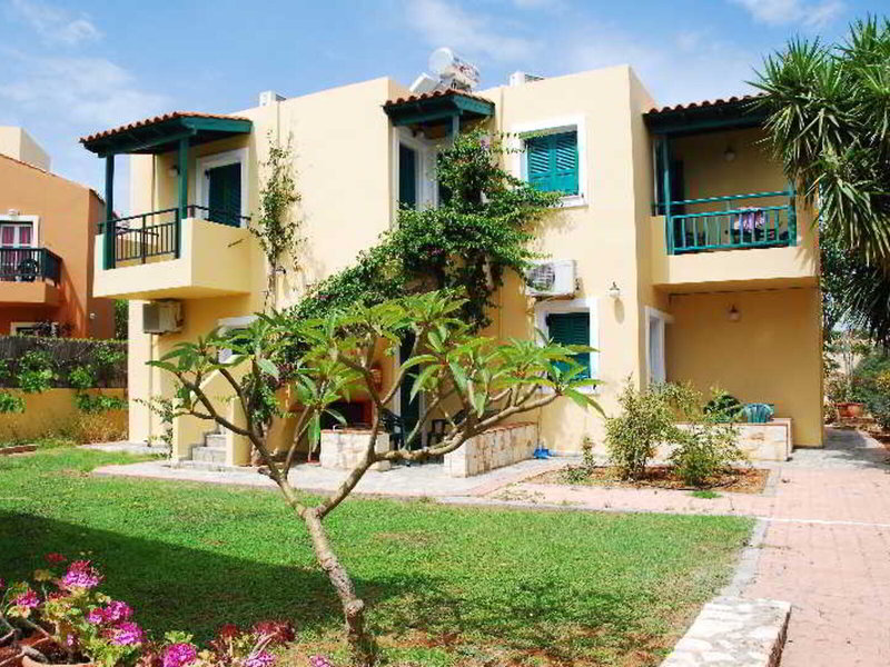 Golden Valentin Apartments 5