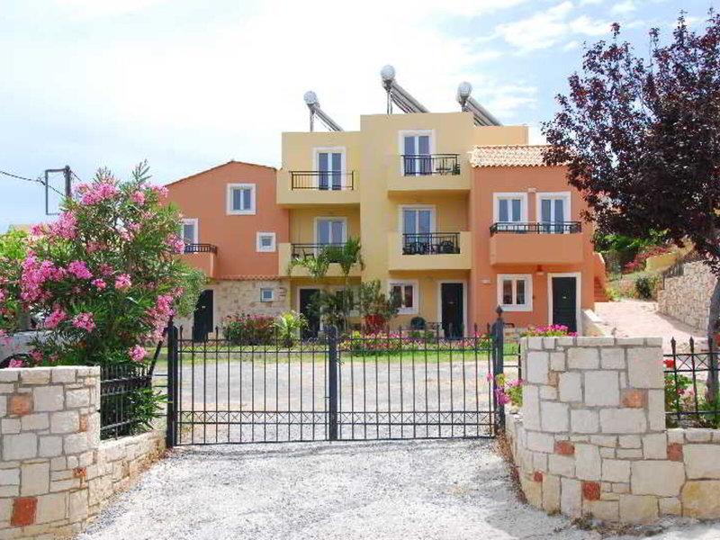 Golden Valentin Apartments 7