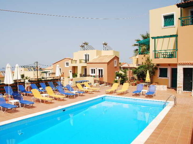 Golden Valentin Apartments 15