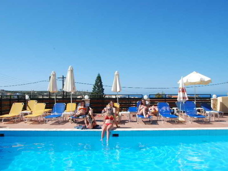 Golden Valentin Apartments 22