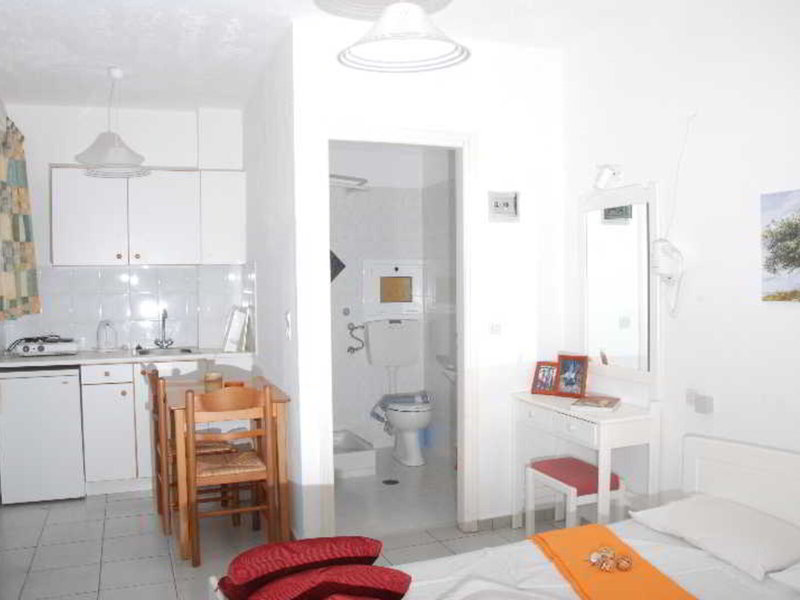 Golden Valentin Apartments 25