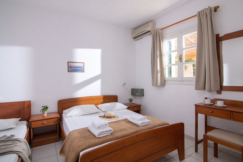 Golden Valentin Apartments 5