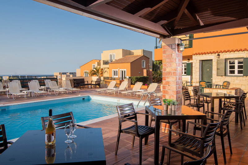 Golden Valentin Apartments 6