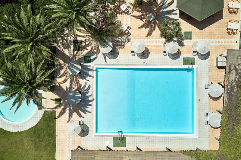 CHC Tylissos Beach 13
