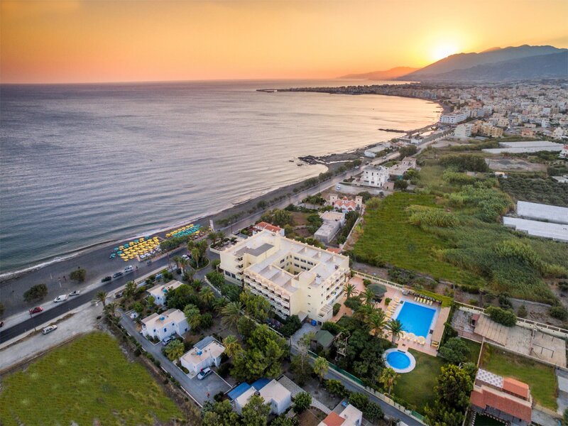CHC Tylissos Beach 37