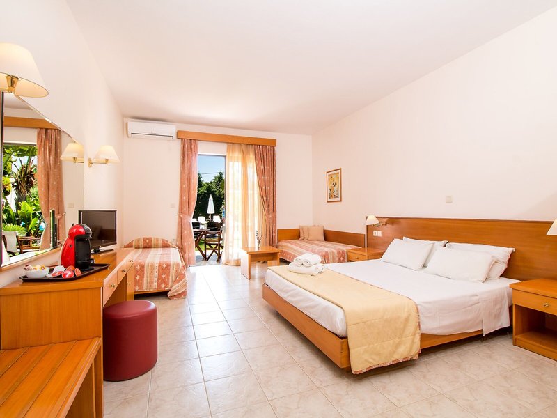 Stavros Melathron 17