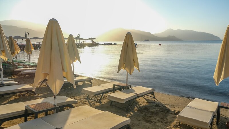 Verde Beach Hotel 9