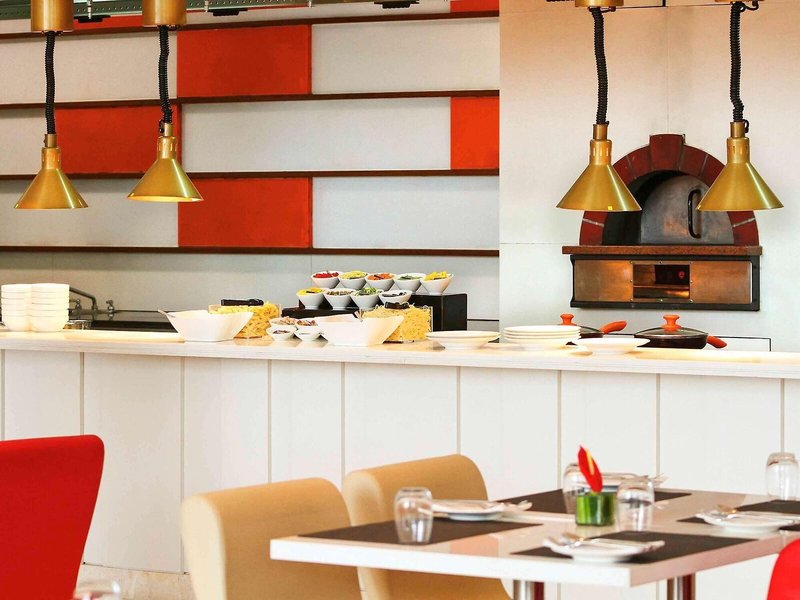 ibis Delhi Airport 33