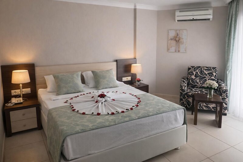 Opia Hotel 14
