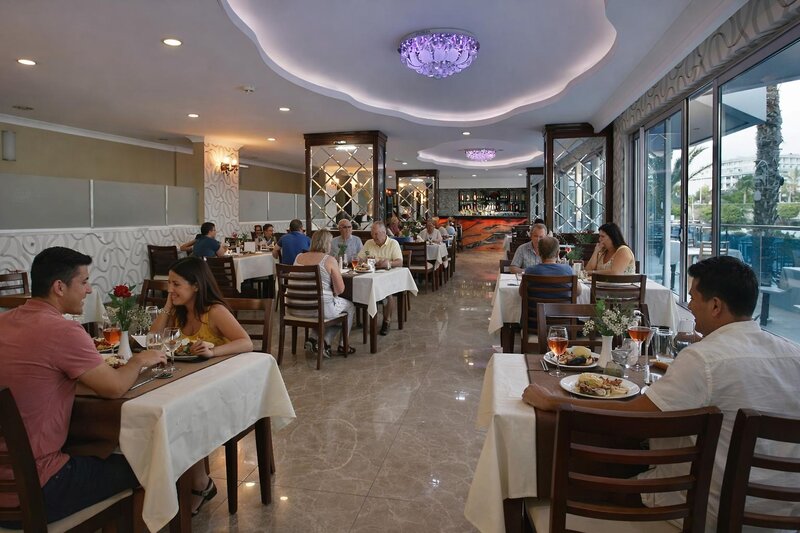 Opia Hotel 38