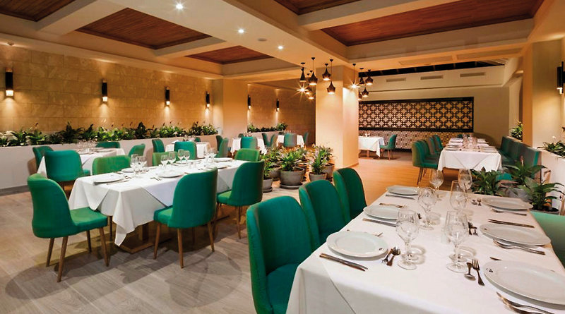 Grand Sirenis Punta Cana Resort 13