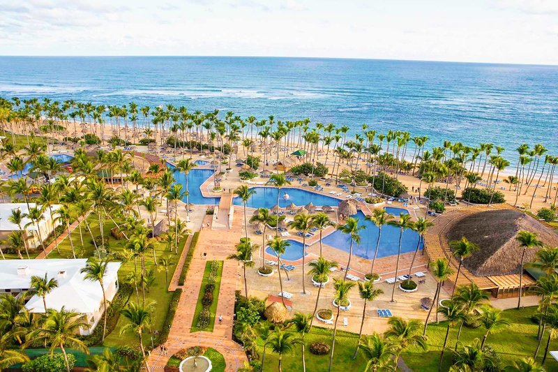 Grand Sirenis Punta Cana Resort 1