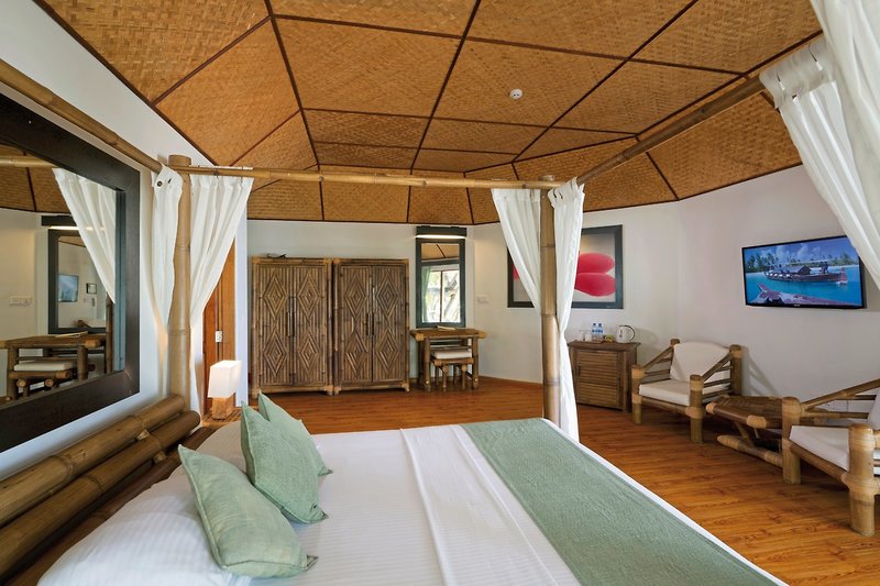 Safari Island Resort & Spa 8