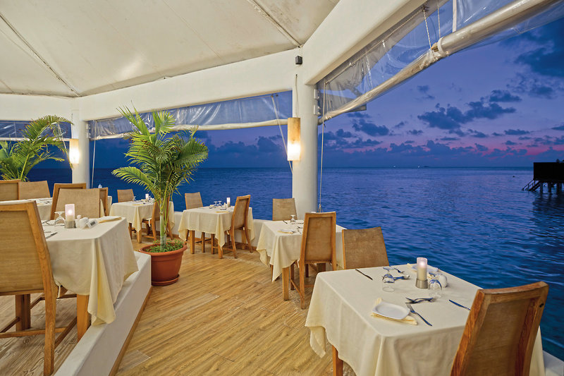 Safari Island Resort & Spa 19