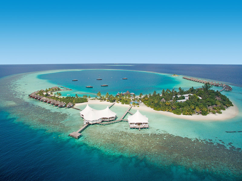 Safari Island Resort & Spa 1