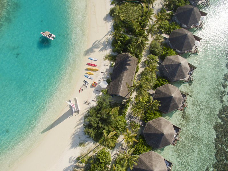 Safari Island Resort & Spa 12