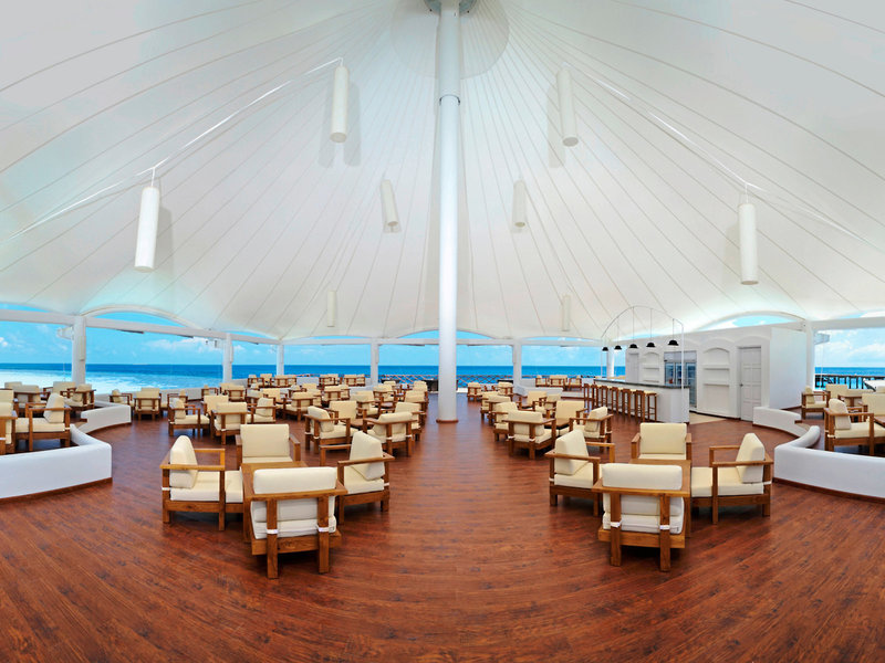 Safari Island Resort & Spa 19