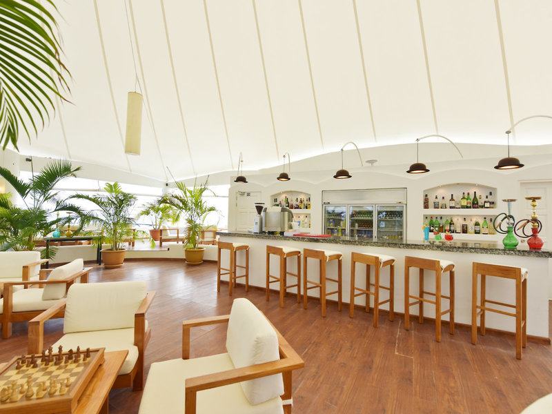 Safari Island Resort & Spa 25
