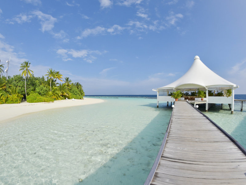 Safari Island Resort & Spa 26