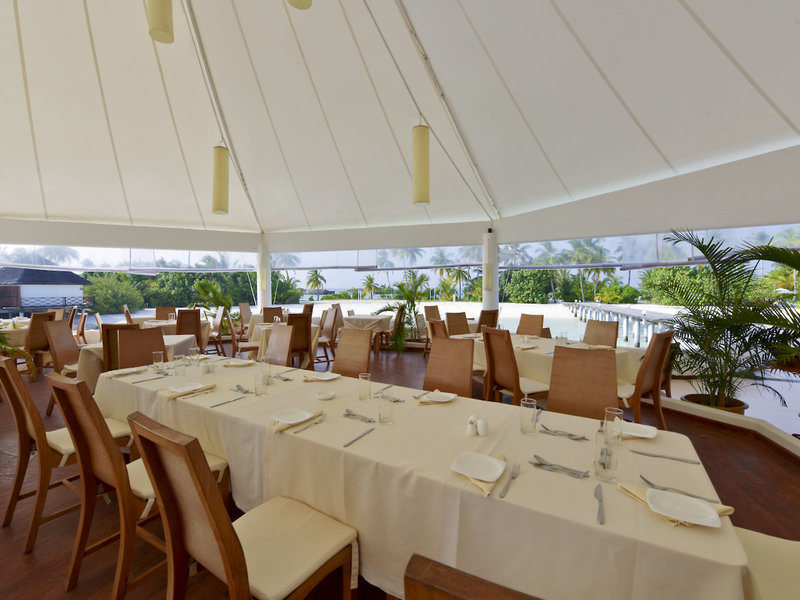 Safari Island Resort & Spa 27
